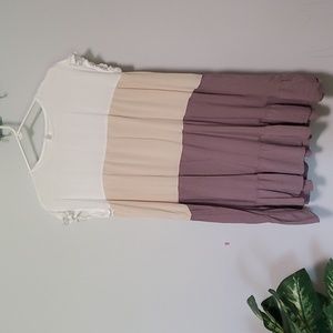 Beautiful dress, Size Medium Beautiful colors of cream, mocha and off white.